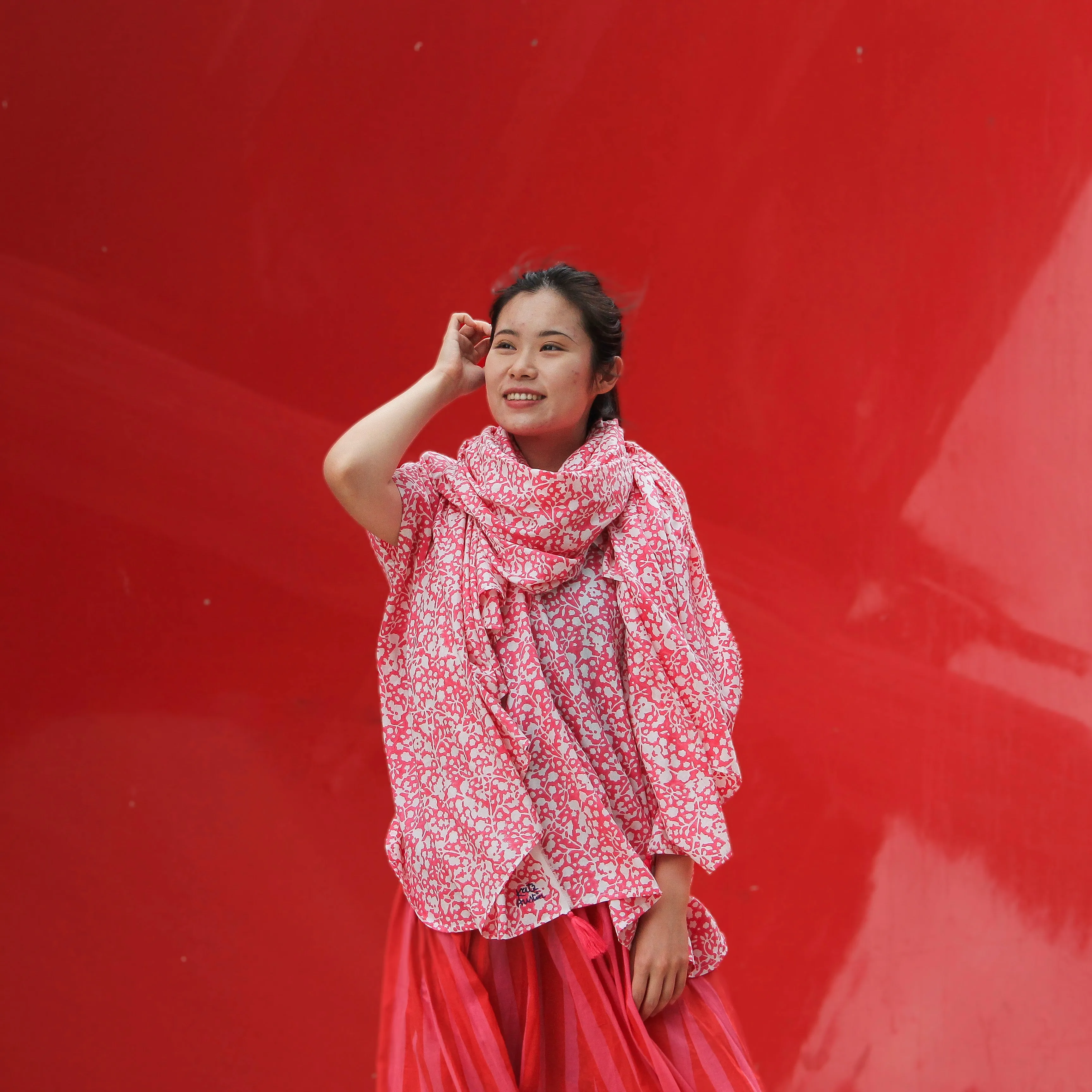 Anni Sarong with Tassels in Pink Geranium