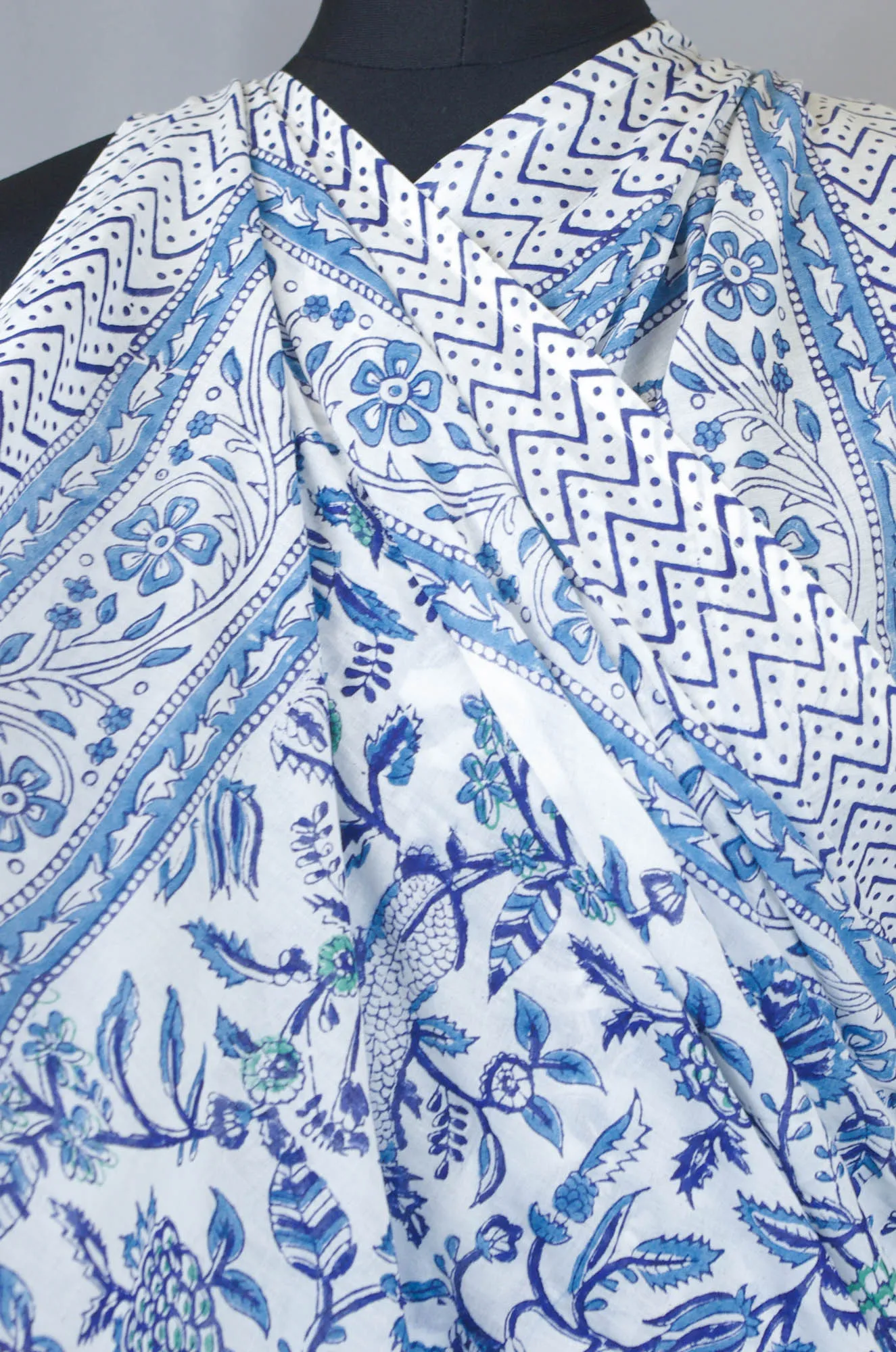 Beach Coverup Sarong Pareo - Wild Flowers On White