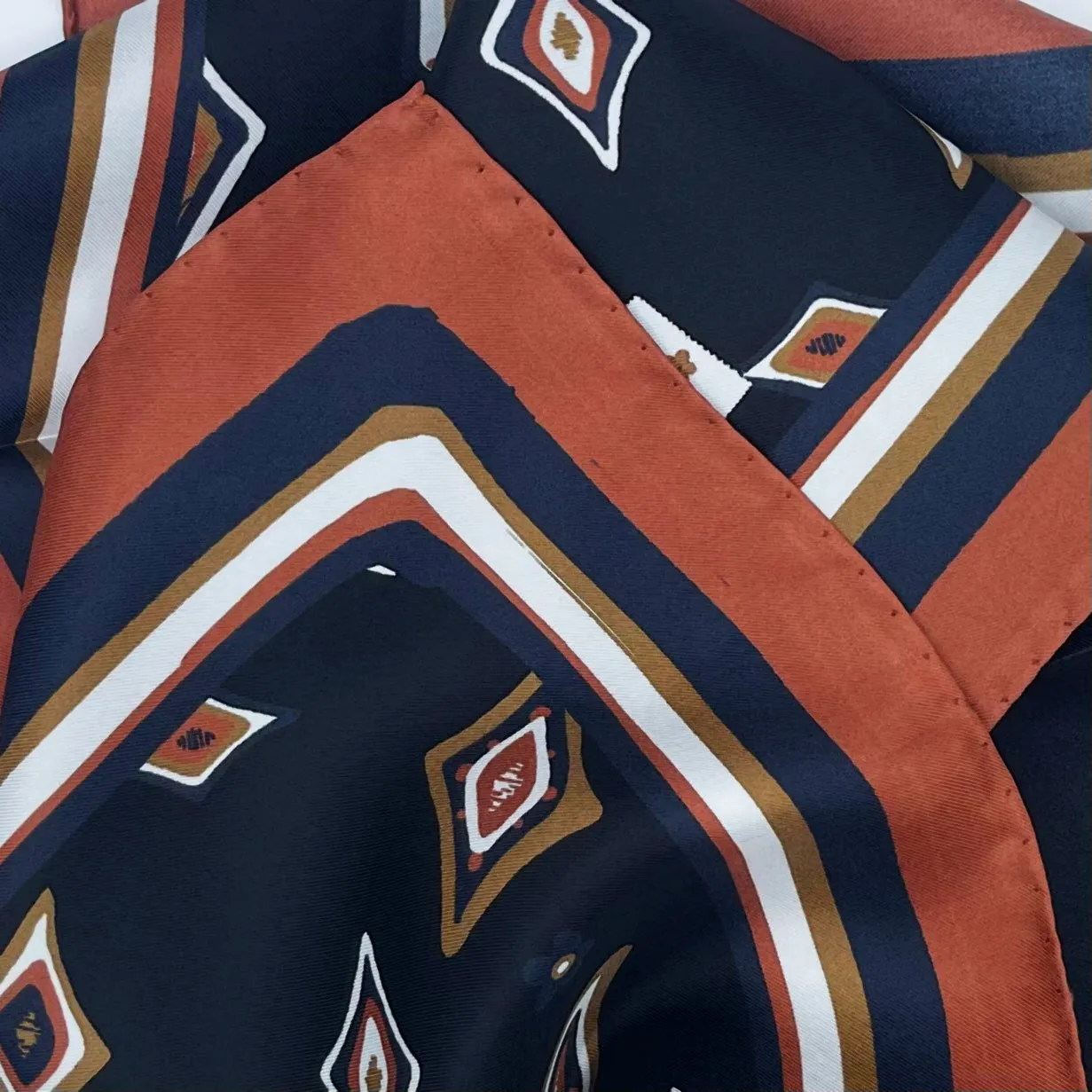 BLACK-LIGHT BROWN NECKERCHIEF WITH GEOMETRICAL DESIGN