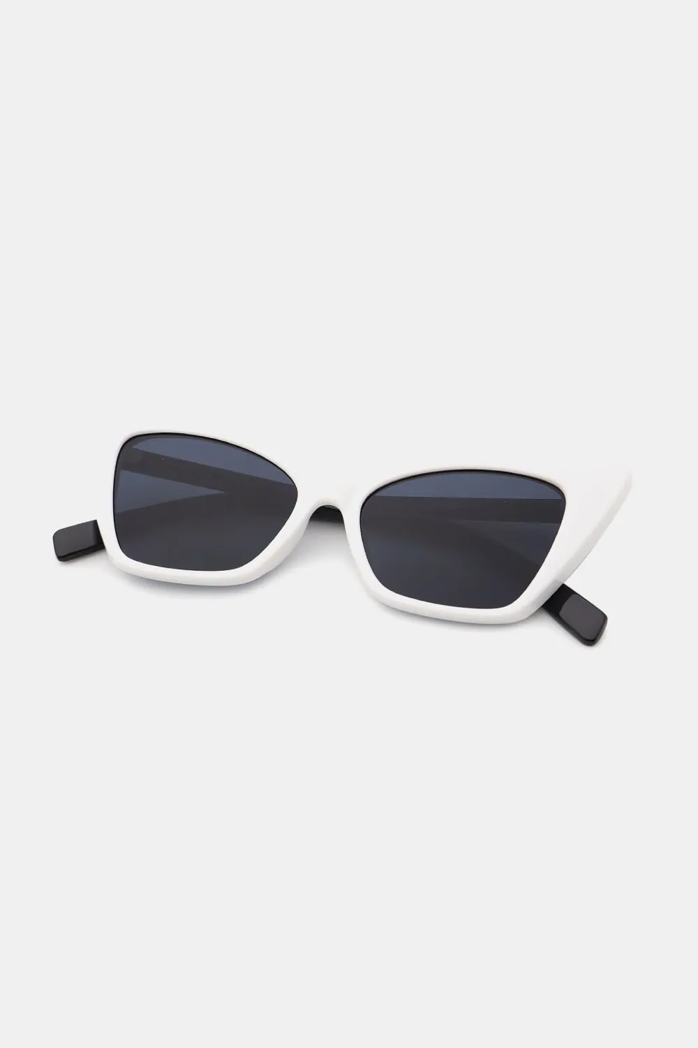 Chic Acetate Cat Eye Sunglasses