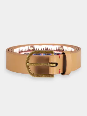 Recycled leather belt