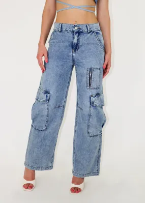 Shake It Low Rise Jeans ★ Light Wash