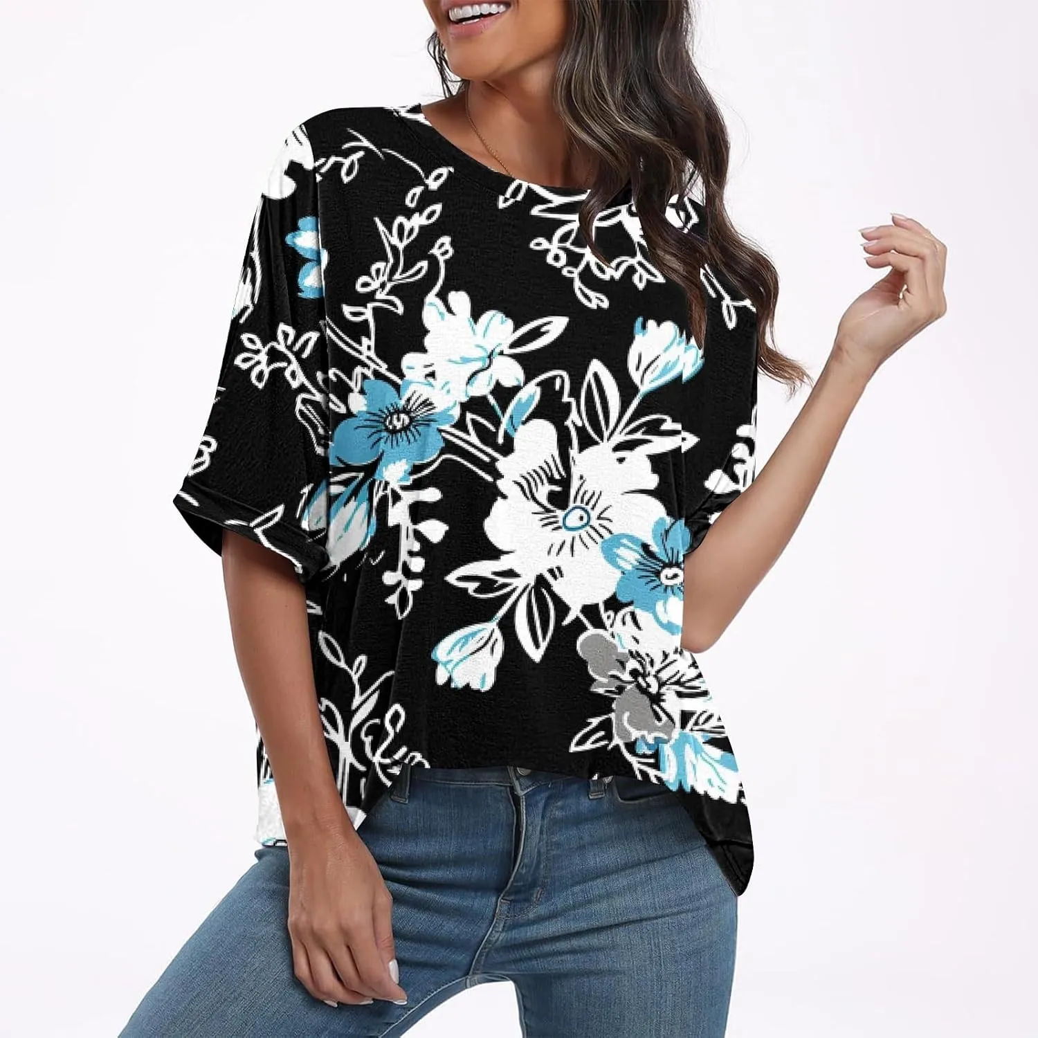 Womens Oversized T Shirts Summer Tops Boho Floral Tees Casual Loose Fit Short Sleeve Tops 2025 Beach Vacation Blouse